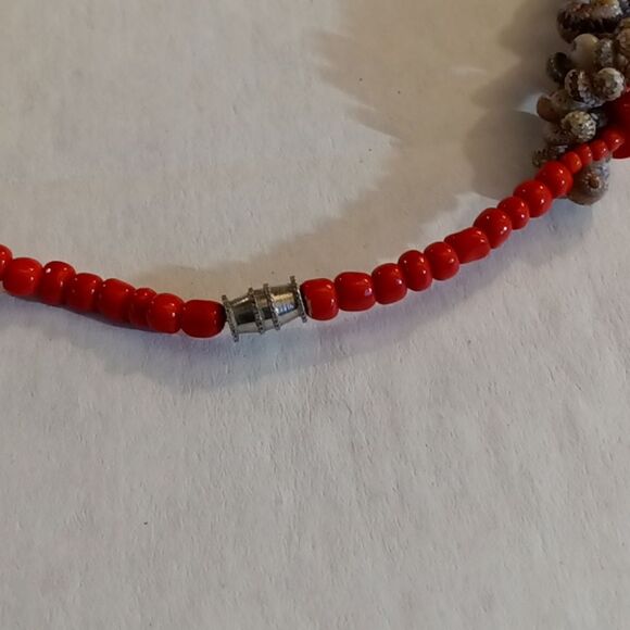 Seashell Mother of Pearl Madallion Necklace - Picture 4 of 6